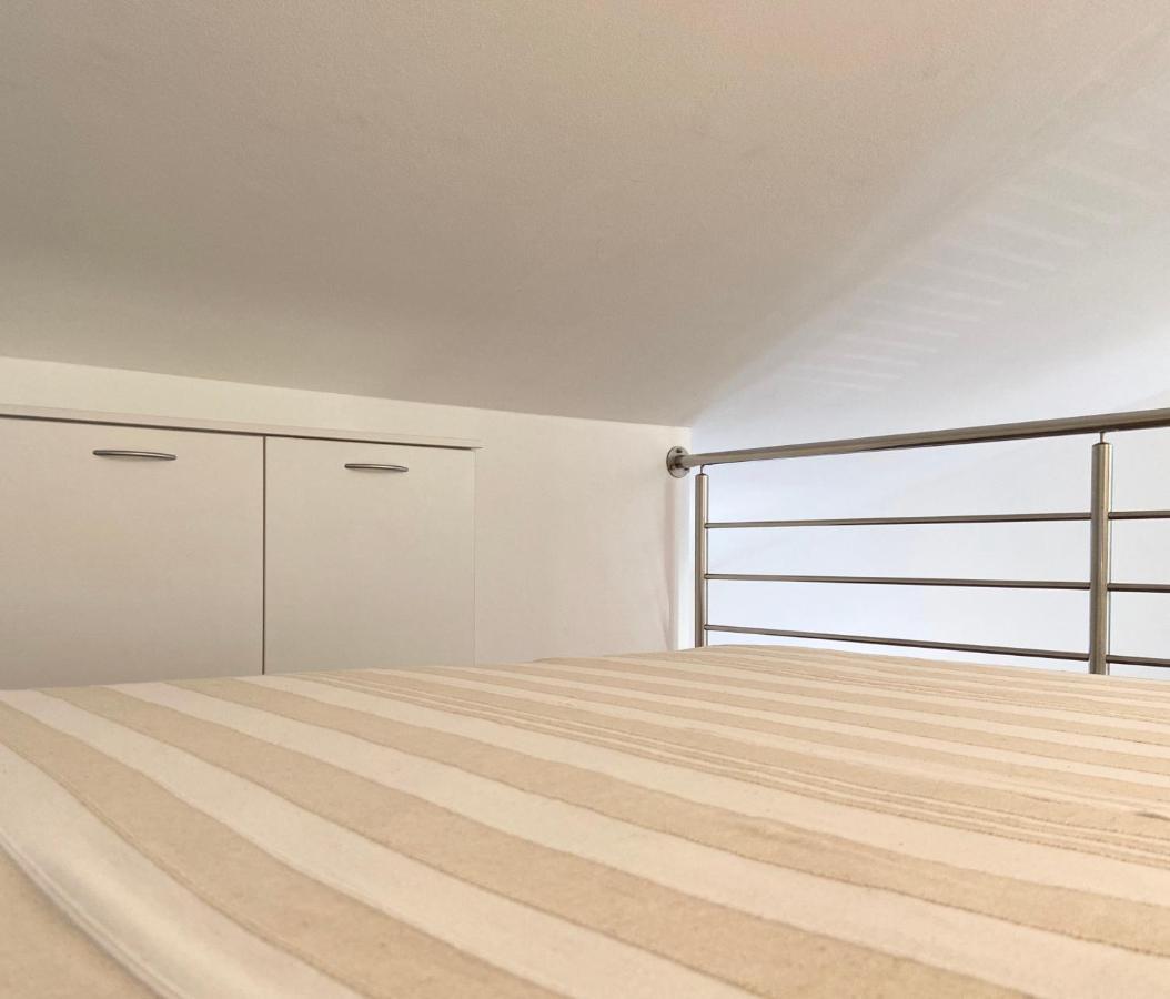 Apartments Pijaza Banjol Exterior photo